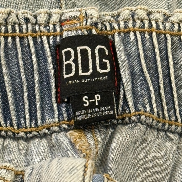 BDG High Waist Gray Denim Shorts - Picture 3 of 3